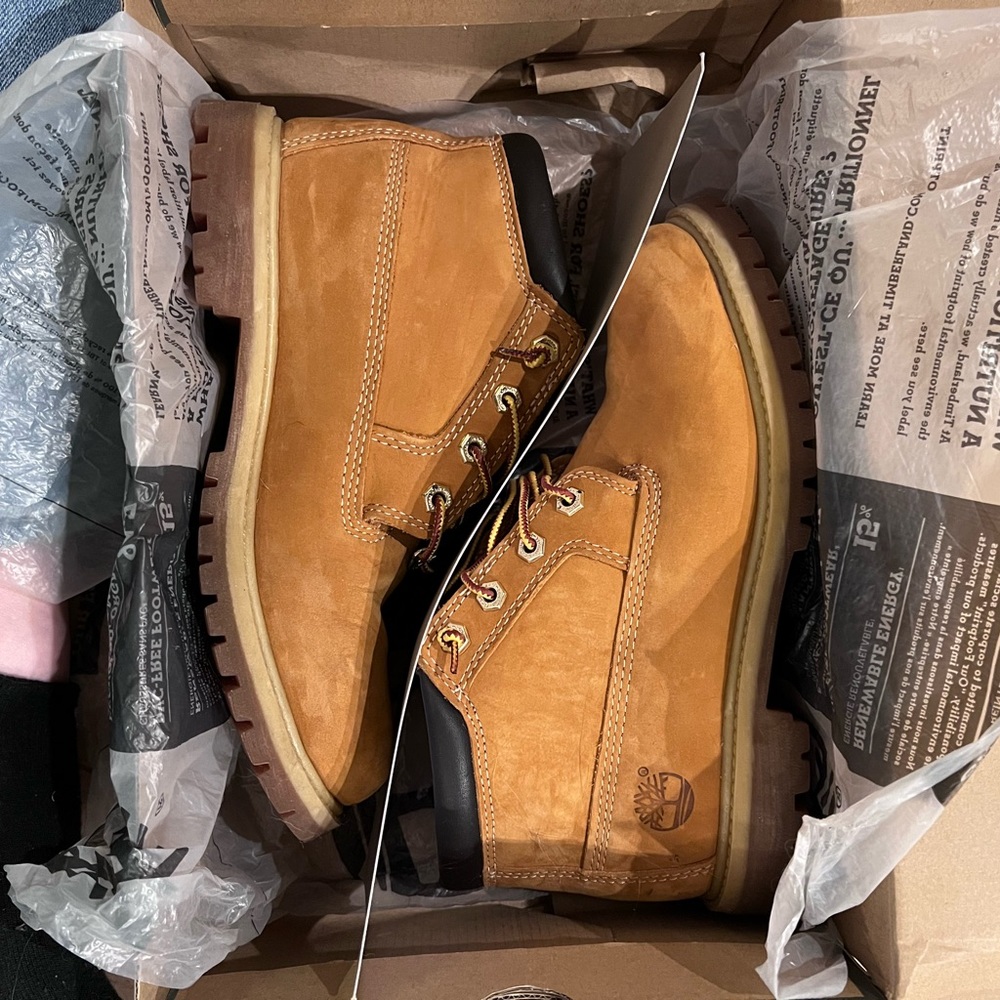Women’s Timberland Boots (ankle cut)
